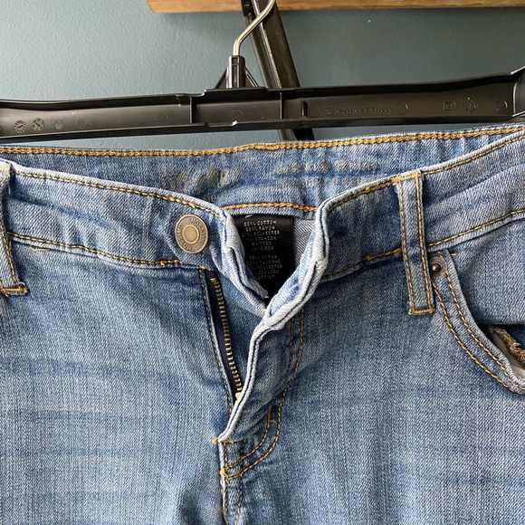 Mossimo Supply Co. Low Rise Skinny Jeans- Size 8 - Picture 2 of 4